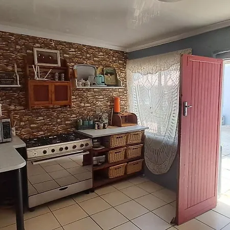 Miss Daisy Villa Kroonstad Exterior photo